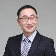 김용균 수석강사